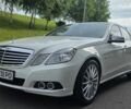 Білий Мерседес Е-Клас, об'ємом двигуна 2.1 л та пробігом 250 тис. км за 12900 $, фото 1 на Automoto.ua