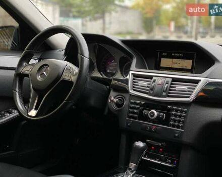 Білий Мерседес Е-Клас, об'ємом двигуна 2.14 л та пробігом 170 тис. км за 16900 $, фото 12 на Automoto.ua