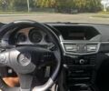 Белый Мерседес Е-Класс, объемом двигателя 1.8 л и пробегом 250 тыс. км за 10098 $, фото 12 на Automoto.ua