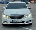 Белый Мерседес Е-Класс, объемом двигателя 2.1 л и пробегом 225 тыс. км за 13700 $, фото 6 на Automoto.ua