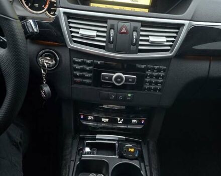 Білий Мерседес Е-Клас, об'ємом двигуна 2.14 л та пробігом 288 тис. км за 10800 $, фото 19 на Automoto.ua