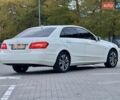 Белый Мерседес Е-Класс, объемом двигателя 2.1 л и пробегом 225 тыс. км за 13700 $, фото 26 на Automoto.ua