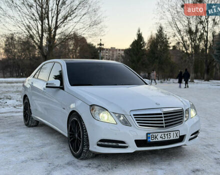 Білий Мерседес Е-Клас, об'ємом двигуна 2.2 л та пробігом 250 тис. км за 10500 $, фото 16 на Automoto.ua