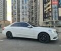 Белый Мерседес Е-Класс, объемом двигателя 3 л и пробегом 189 тыс. км за 12500 $, фото 4 на Automoto.ua
