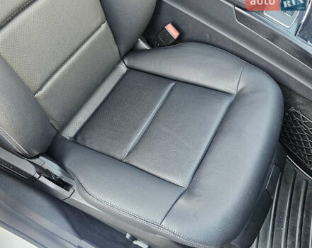 Белый Мерседес Е-Класс, объемом двигателя 2.2 л и пробегом 222 тыс. км за 18500 $, фото 23 на Automoto.ua