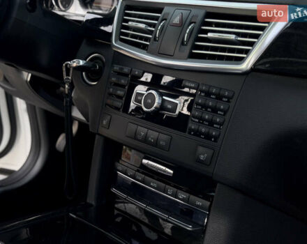 Білий Мерседес Е-Клас, об'ємом двигуна 2.2 л та пробігом 148 тис. км за 17800 $, фото 11 на Automoto.ua