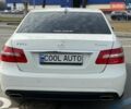 Белый Мерседес Е-Класс, объемом двигателя 2.2 л и пробегом 290 тыс. км за 11500 $, фото 5 на Automoto.ua