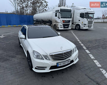 Білий Мерседес Е-Клас, об'ємом двигуна 2.99 л та пробігом 114 тис. км за 19500 $, фото 2 на Automoto.ua