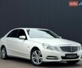 Белый Мерседес Е-Класс, объемом двигателя 1.8 л и пробегом 206 тыс. км за 14799 $, фото 2 на Automoto.ua