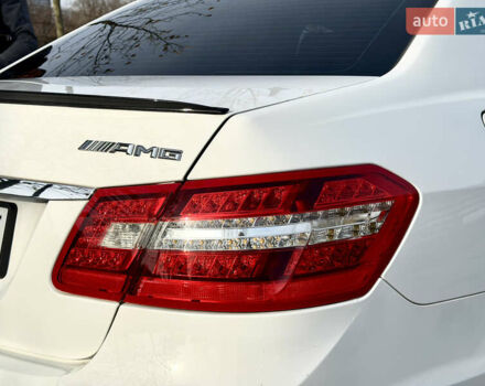 Білий Мерседес Е-Клас, об'ємом двигуна 2.2 л та пробігом 148 тис. км за 17800 $, фото 5 на Automoto.ua