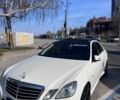 Белый Мерседес Е-Класс, объемом двигателя 3 л и пробегом 296 тыс. км за 12300 $, фото 1 на Automoto.ua