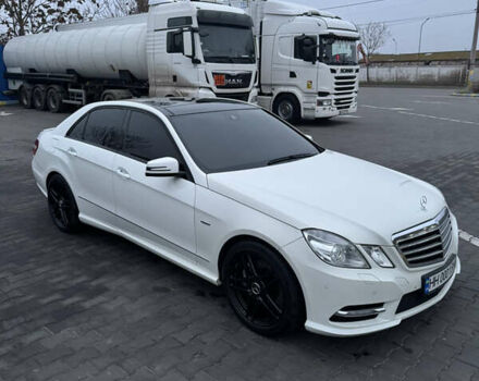Білий Мерседес Е-Клас, об'ємом двигуна 2.99 л та пробігом 114 тис. км за 19500 $, фото 8 на Automoto.ua