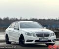 Белый Мерседес Е-Класс, объемом двигателя 2.1 л и пробегом 330 тыс. км за 14700 $, фото 1 на Automoto.ua