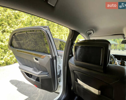 Білий Мерседес Е-Клас, об'ємом двигуна 2.14 л та пробігом 402 тис. км за 13400 $, фото 12 на Automoto.ua