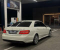 Белый Мерседес Е-Класс, объемом двигателя 2.2 л и пробегом 341 тыс. км за 11500 $, фото 2 на Automoto.ua
