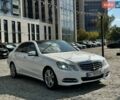 Білий Мерседес Е-Клас, об'ємом двигуна 2.2 л та пробігом 232 тис. км за 11500 $, фото 1 на Automoto.ua