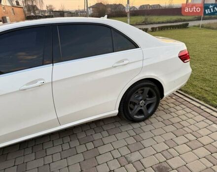 Белый Мерседес Е-Класс, объемом двигателя 2.14 л и пробегом 248 тыс. км за 14900 $, фото 3 на Automoto.ua