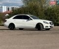 Белый Мерседес Е-Класс, объемом двигателя 2.14 л и пробегом 298 тыс. км за 15400 $, фото 5 на Automoto.ua