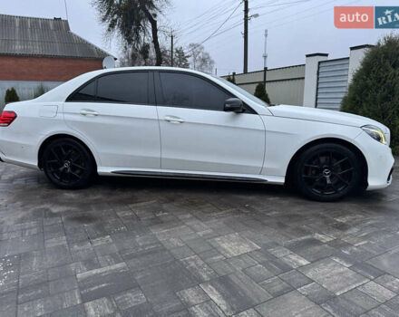 Білий Мерседес Е-Клас, об'ємом двигуна 2.14 л та пробігом 178 тис. км за 16700 $, фото 15 на Automoto.ua