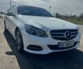 Белый Мерседес Е-Класс, объемом двигателя 2.2 л и пробегом 209 тыс. км за 15499 $, фото 1 на Automoto.ua