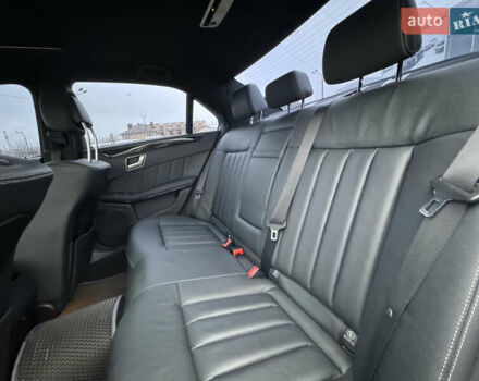 Білий Мерседес Е-Клас, об'ємом двигуна 2.2 л та пробігом 175 тис. км за 18700 $, фото 27 на Automoto.ua