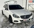Белый Мерседес Е-Класс, объемом двигателя 2.1 л и пробегом 294 тыс. км за 16999 $, фото 1 на Automoto.ua