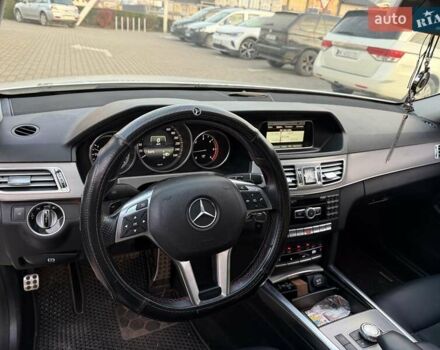 Белый Мерседес Е-Класс, объемом двигателя 2.14 л и пробегом 248 тыс. км за 14900 $, фото 19 на Automoto.ua