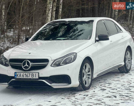 Белый Мерседес Е-Класс, объемом двигателя 2.14 л и пробегом 320 тыс. км за 19500 $, фото 3 на Automoto.ua