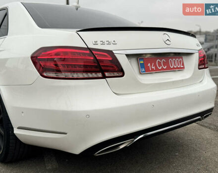 Білий Мерседес Е-Клас, об'ємом двигуна 2.2 л та пробігом 175 тис. км за 18700 $, фото 8 на Automoto.ua