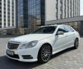 Белый Мерседес Е-Класс, объемом двигателя 2.14 л и пробегом 199 тыс. км за 17718 $, фото 1 на Automoto.ua