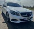 Белый Мерседес Е-Класс, объемом двигателя 2.2 л и пробегом 209 тыс. км за 15499 $, фото 1 на Automoto.ua