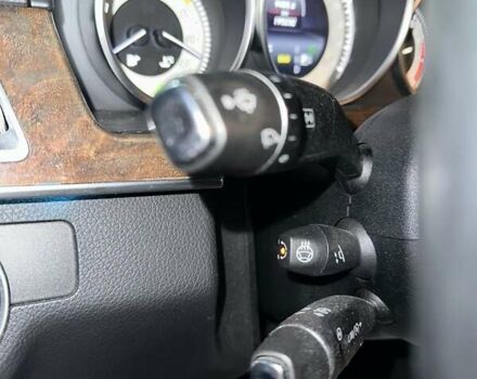 Білий Мерседес Е-Клас, об'ємом двигуна 1.99 л та пробігом 195 тис. км за 18800 $, фото 46 на Automoto.ua