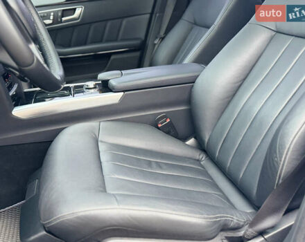 Білий Мерседес Е-Клас, об'ємом двигуна 2.2 л та пробігом 175 тис. км за 18700 $, фото 20 на Automoto.ua