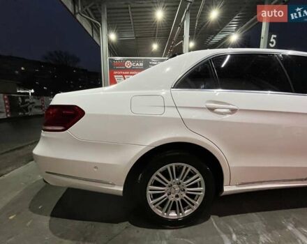 Білий Мерседес Е-Клас, об'ємом двигуна 1.99 л та пробігом 195 тис. км за 18800 $, фото 16 на Automoto.ua