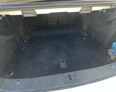 Белый Мерседес Е-Класс, объемом двигателя 2.1 л и пробегом 225 тыс. км за 13500 $, фото 14 на Automoto.ua