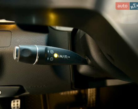 Белый Мерседес Е-Класс, объемом двигателя 2.14 л и пробегом 250 тыс. км за 15500 $, фото 37 на Automoto.ua