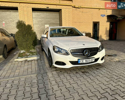 Белый Мерседес Е-Класс, объемом двигателя 2.14 л и пробегом 250 тыс. км за 15500 $, фото 2 на Automoto.ua