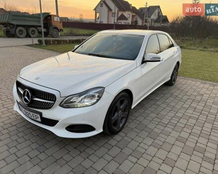 Белый Мерседес Е-Класс, объемом двигателя 2.14 л и пробегом 248 тыс. км за 14900 $, фото 7 на Automoto.ua