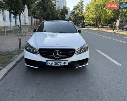 Белый Мерседес Е-Класс, объемом двигателя 2.2 л и пробегом 125 тыс. км за 18999 $, фото 4 на Automoto.ua