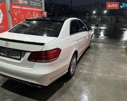 Білий Мерседес Е-Клас, об'ємом двигуна 1.99 л та пробігом 195 тис. км за 18800 $, фото 10 на Automoto.ua