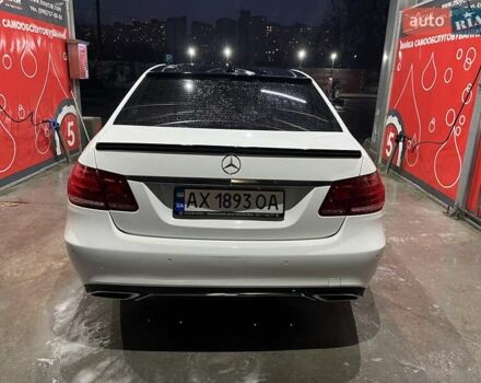 Білий Мерседес Е-Клас, об'ємом двигуна 1.99 л та пробігом 195 тис. км за 18800 $, фото 7 на Automoto.ua