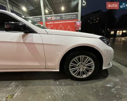 Білий Мерседес Е-Клас, об'ємом двигуна 1.99 л та пробігом 195 тис. км за 18800 $, фото 17 на Automoto.ua