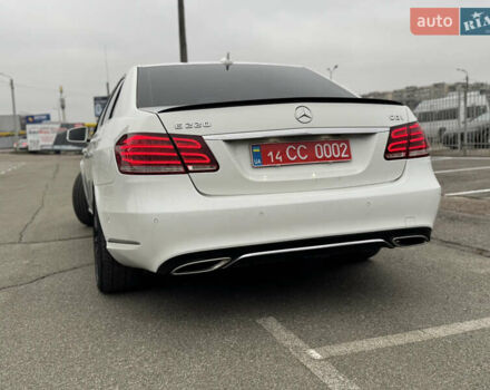 Білий Мерседес Е-Клас, об'ємом двигуна 2.2 л та пробігом 175 тис. км за 18700 $, фото 13 на Automoto.ua