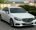 Белый Мерседес Е-Класс, объемом двигателя 2.2 л и пробегом 230 тыс. км за 15999 $, фото 1 на Automoto.ua