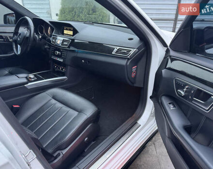 Білий Мерседес Е-Клас, об'ємом двигуна 2.14 л та пробігом 178 тис. км за 16700 $, фото 23 на Automoto.ua