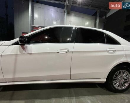 Білий Мерседес Е-Клас, об'ємом двигуна 1.99 л та пробігом 195 тис. км за 18800 $, фото 3 на Automoto.ua