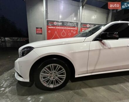Білий Мерседес Е-Клас, об'ємом двигуна 1.99 л та пробігом 195 тис. км за 18800 $, фото 14 на Automoto.ua