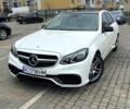 Белый Мерседес Е-Класс, объемом двигателя 3.5 л и пробегом 133 тыс. км за 19700 $, фото 1 на Automoto.ua
