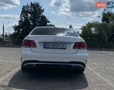 Білий Мерседес Е-Клас, об'ємом двигуна 2 л та пробігом 83 тис. км за 20000 $, фото 6 на Automoto.ua