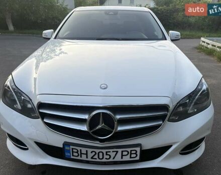 Мерседес Е-Клас 2014 у Одесі на Automoto.ua Білий Мерседес Е-Клас, об'ємом двигуна 2.14 л та пробігом 270 тис. км за 19500 $, фото 1 на Automoto.ua